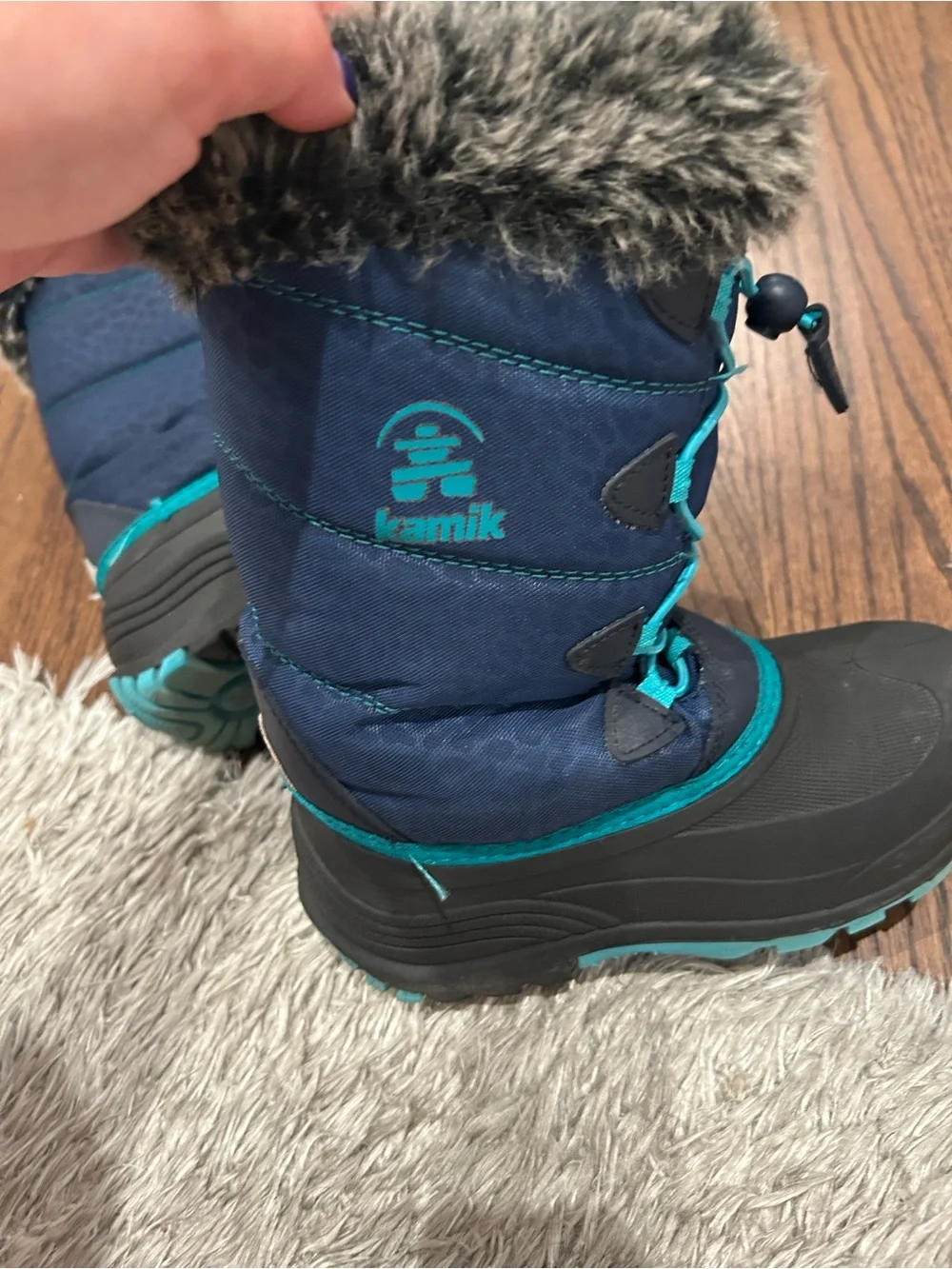Kamik Kids Navy and Teal Winter Boot with Faux Fur Cuff size 2